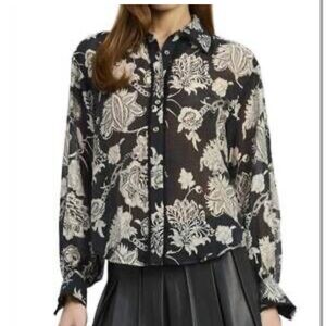 New En Saison Black and Cream Floral Blouse